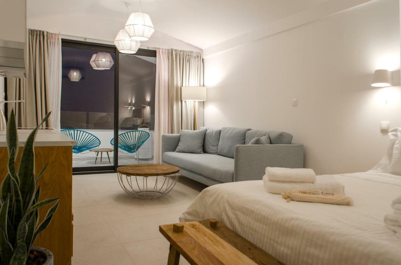 Thea Suites Nea Kallikrateia Exterior photo