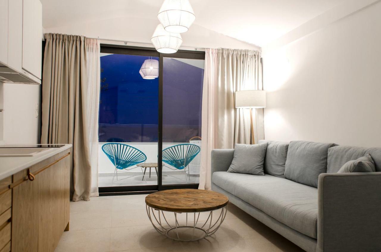Thea Suites Nea Kallikrateia Exterior photo