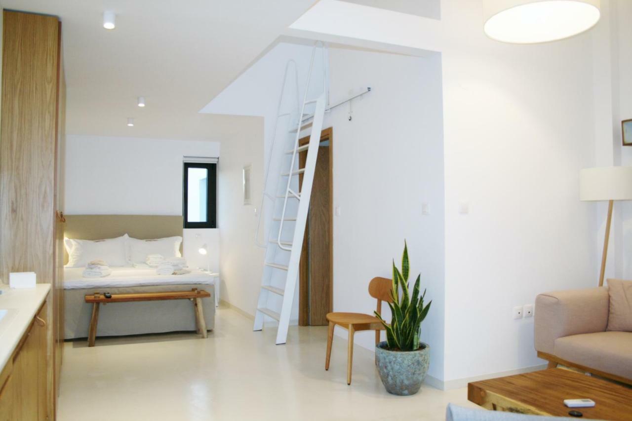 Thea Suites Nea Kallikrateia Exterior photo